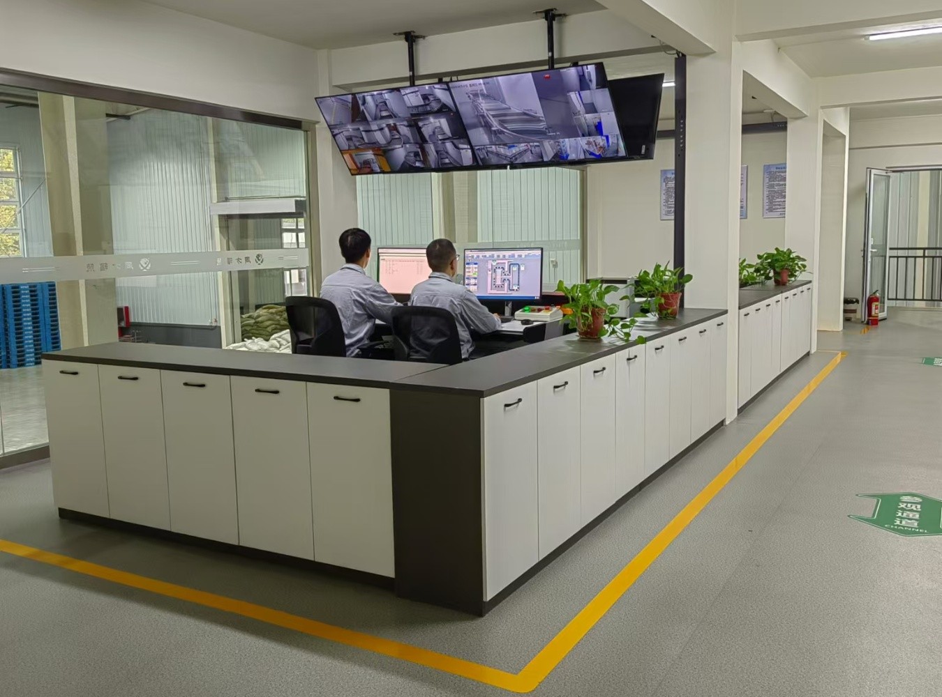 1729491822140021_abc.jpg abc.jpg