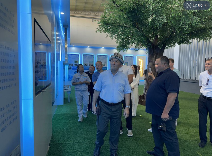 1760678501726591_b.jpg b.jpg